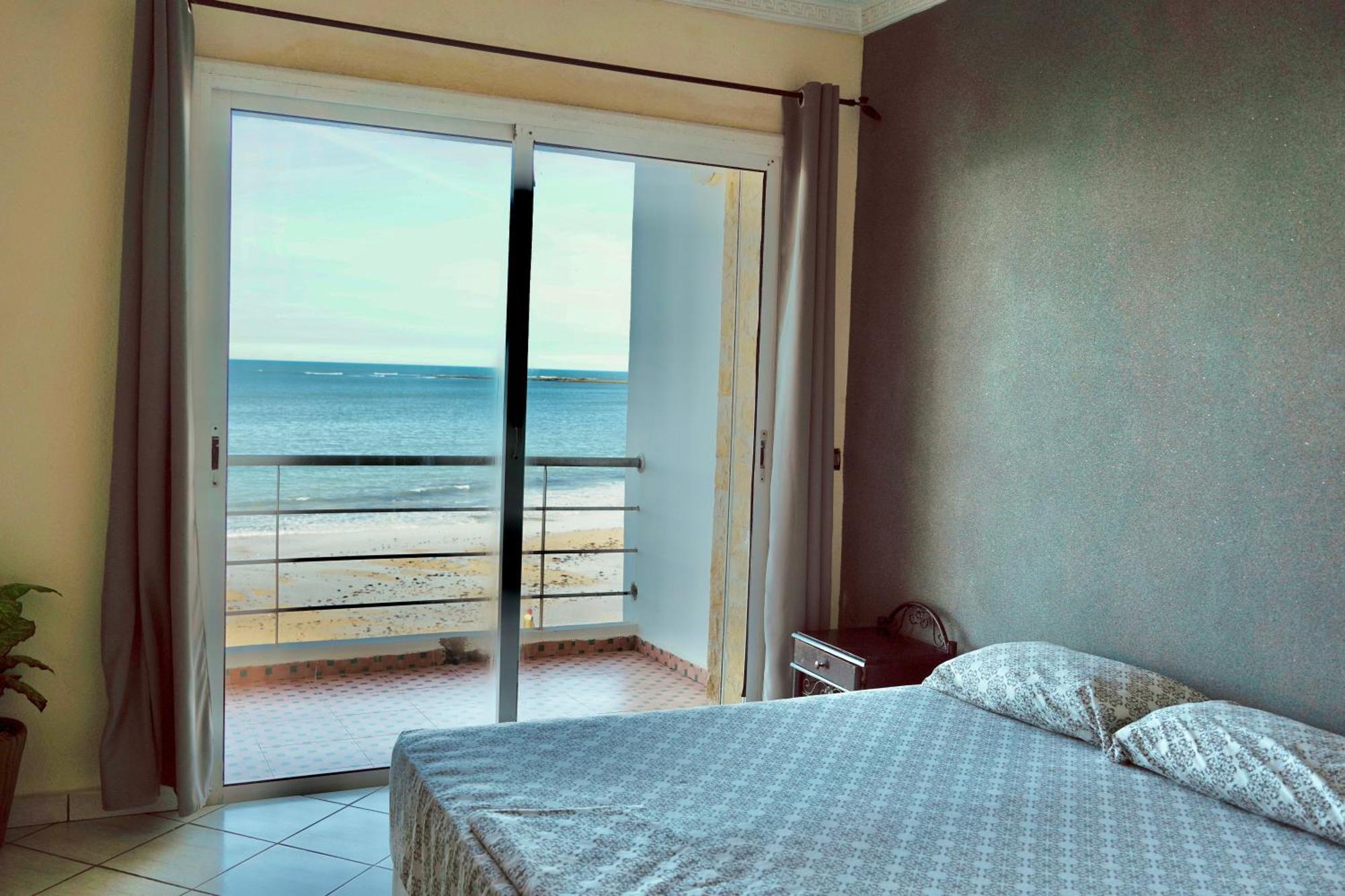 Splendid Beachfront Villa In Sidi Bouzid Beach With Pool Douar Ourlali Екстер'єр фото