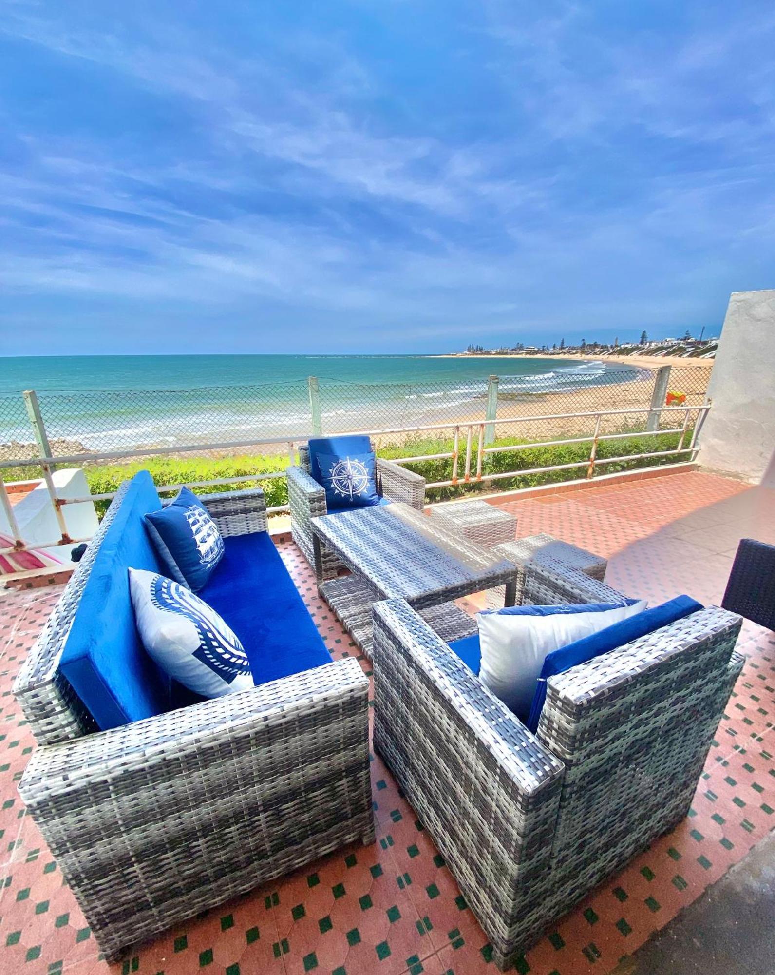 Splendid Beachfront Villa In Sidi Bouzid Beach With Pool Douar Ourlali Екстер'єр фото